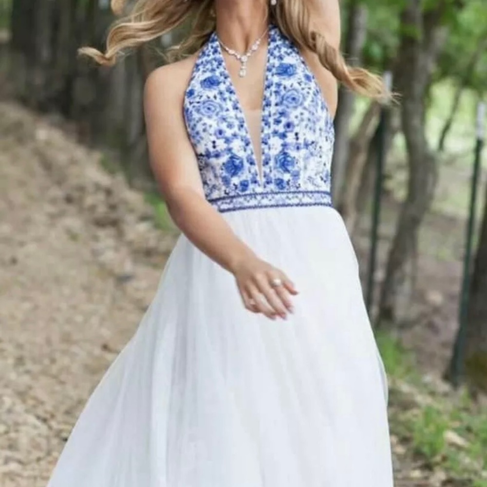 Sherri Hill Stunning Blue & White Formal Dress Size 10